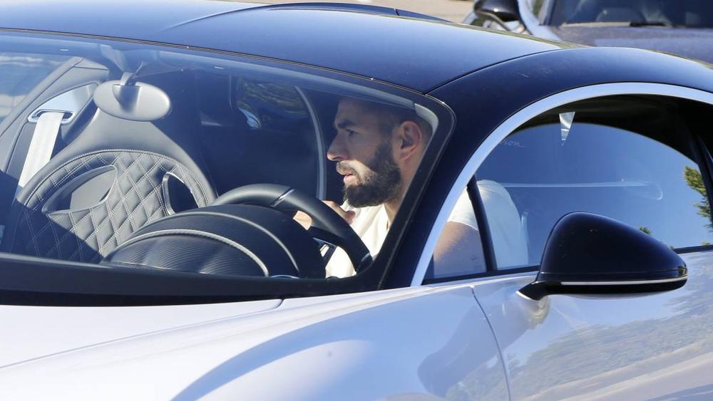 ميلان يريد بنزيمة... الأخير أعطى موافقته لغاتوزو