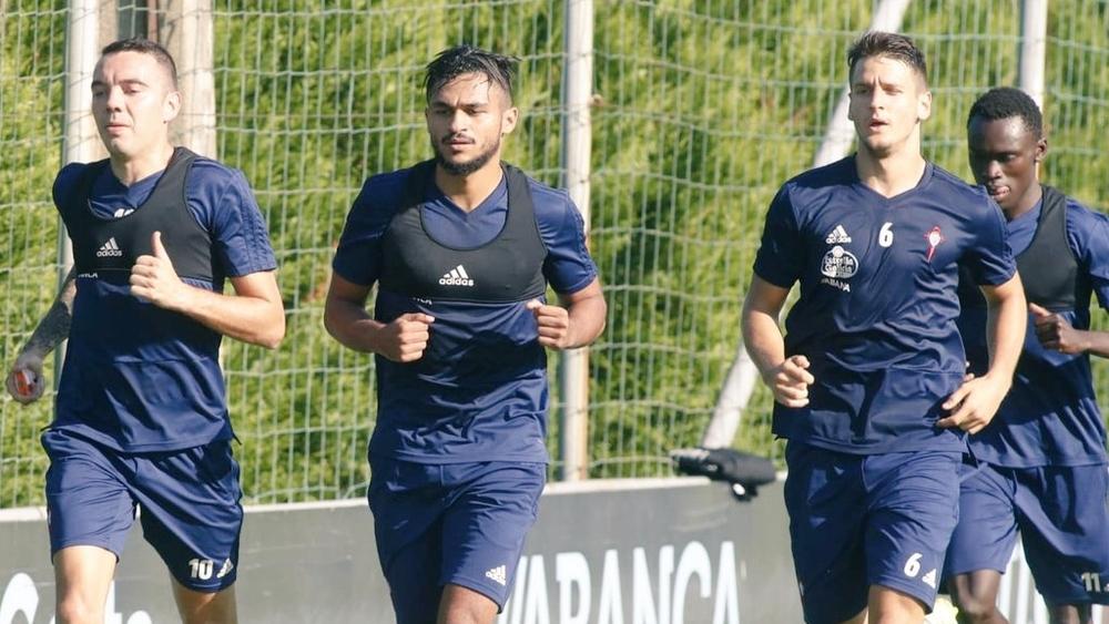 الإصابة تُعكِّرُ صَفْوَ انضمام بوفال إلى سيلتا فيغو