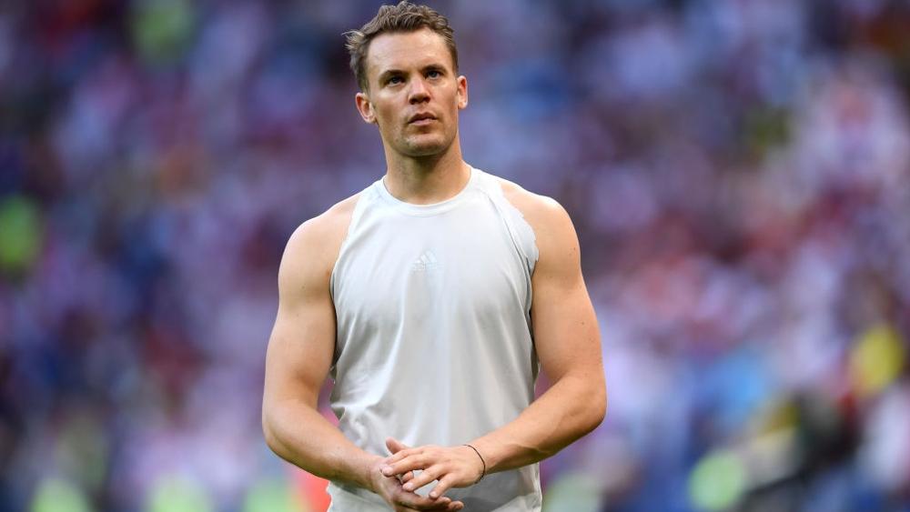 مانويل نوير يحتفظ بشارة قيادة بايرن ميونخ