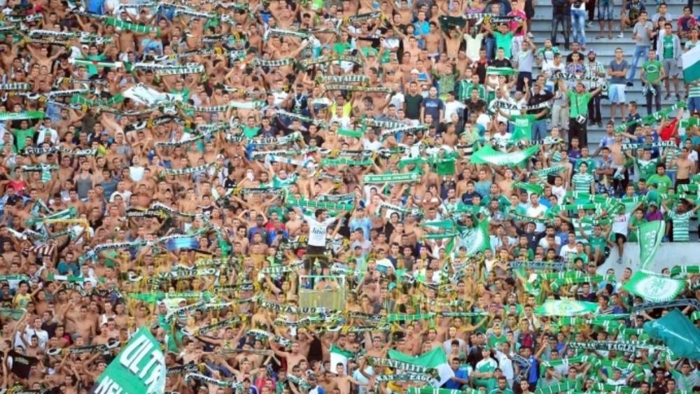 اللجنة المؤقتة لنادي الرجاء تشْكر الجماهير على حضورها المُكثّف و تؤكد أن 30000 مُشجع لبّى النداء