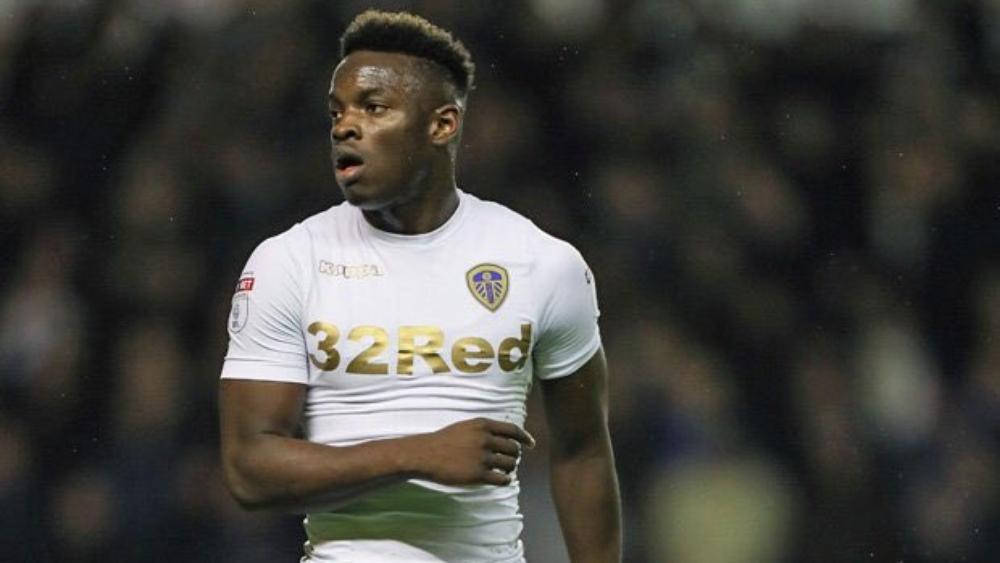 سامبدوريا الإيطالي يقول إنه تعاقد مع رونالدو