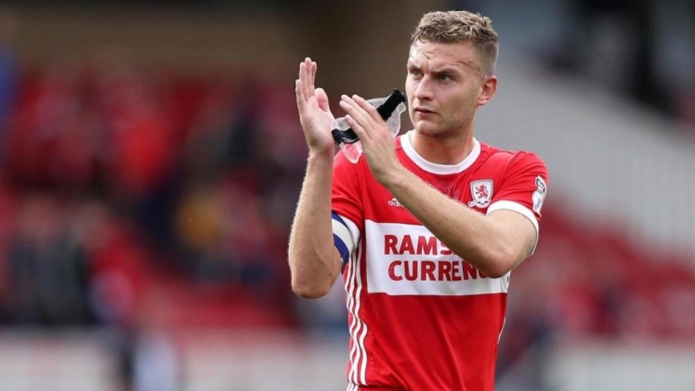 بيرنلي يضم جيبسون ويفاوض الحارس هارت