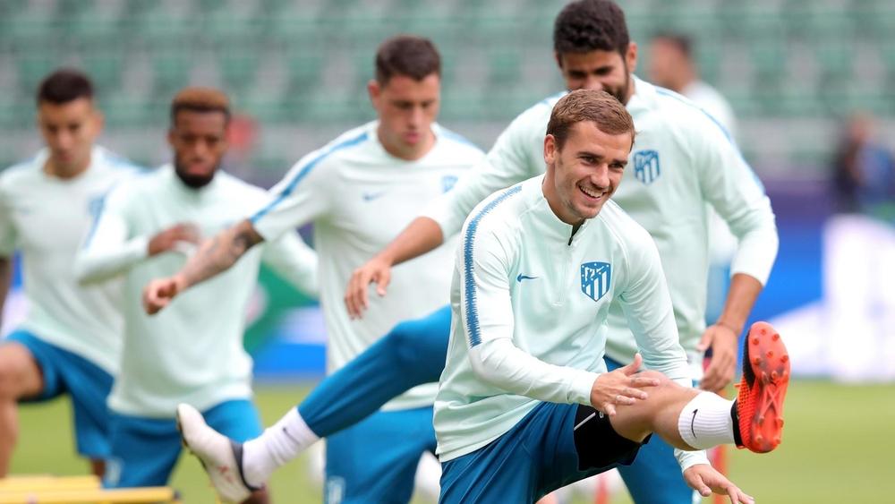 التشكيلة الرسمية للأتليتيكو لمواجهة ريال مدريد