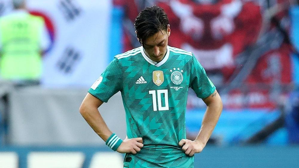 رئيس الاتحاد الألماني لكرة القدم: "كان ينبغي دعم أوزيل بشكل أكبر"