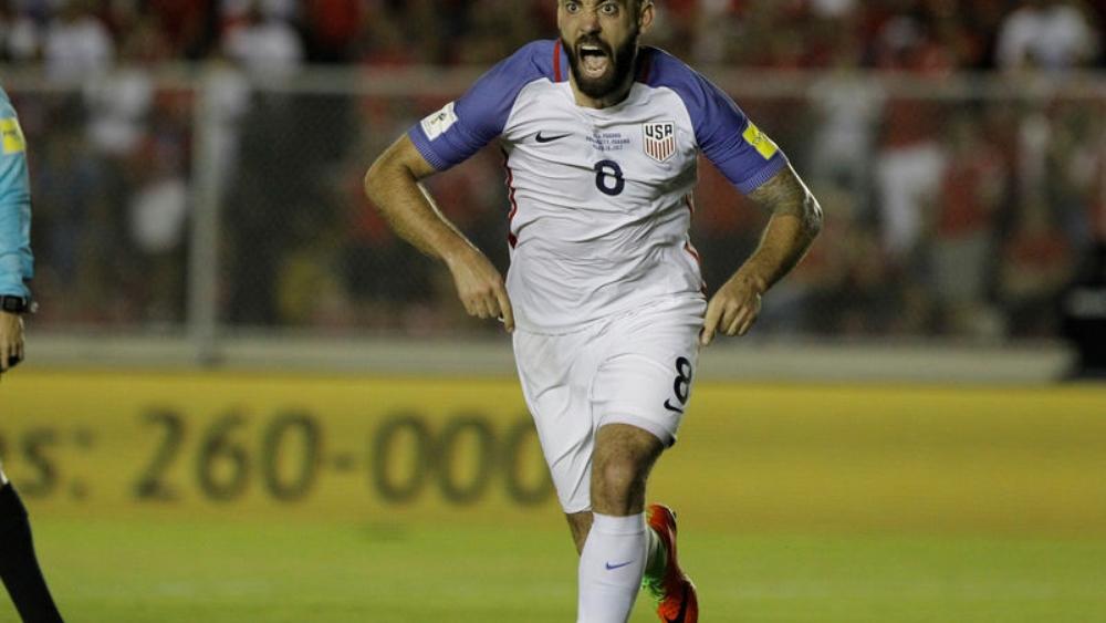 قائد الولايات المتحدة السابق يُعلن اعتزاله