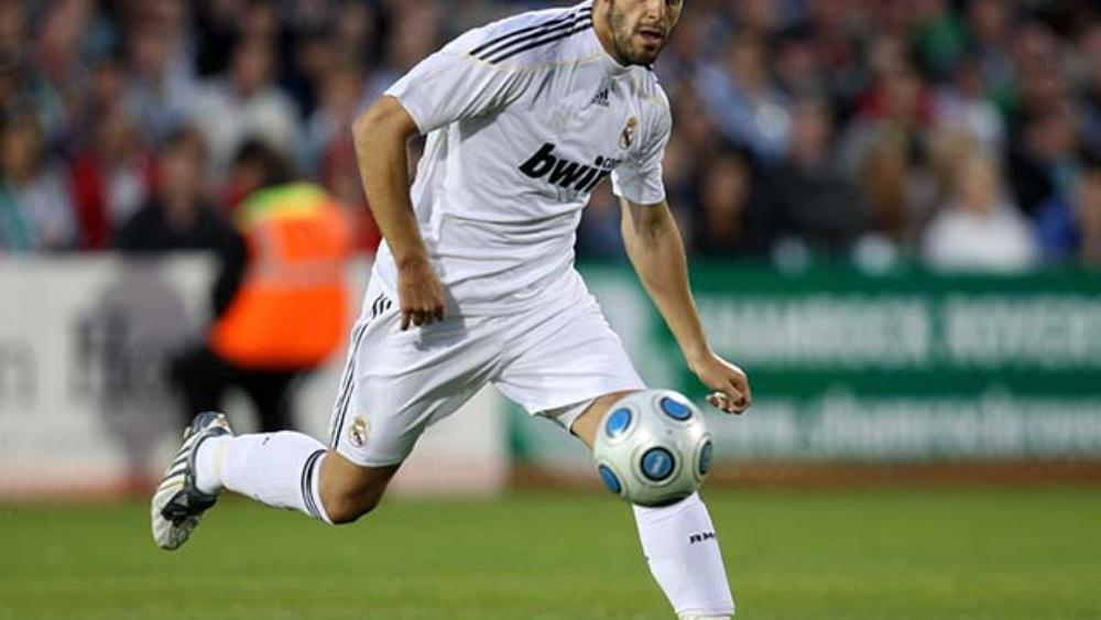 مهاجم ريال مدريد السابق يقترب من الدوري السعودي