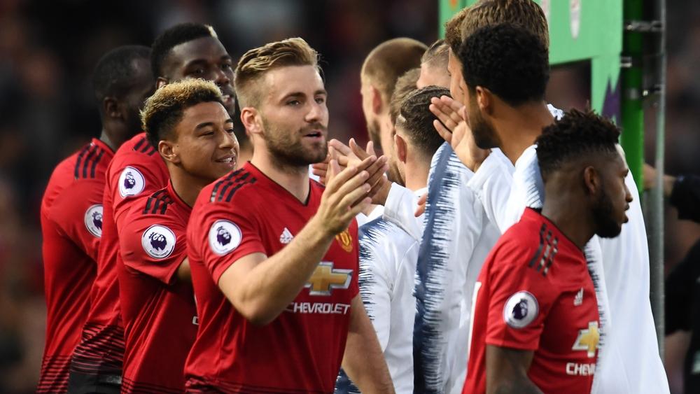 منبوذ مورينيو يحصل على لاعب الشهر في اليونايتد