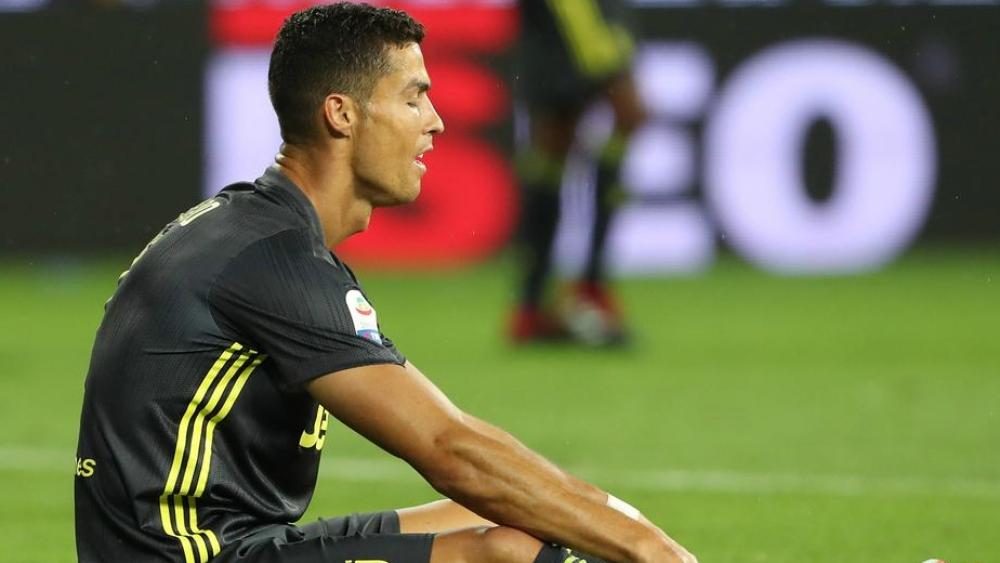 مانشيني: "المساحات خلف عدم زيارة رونالدو الشِّباك"