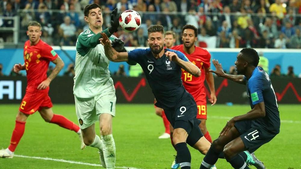 سابقة .. بلجيكا وفرنسا تتقاسمان صدارة تصنيف "الفيفا"