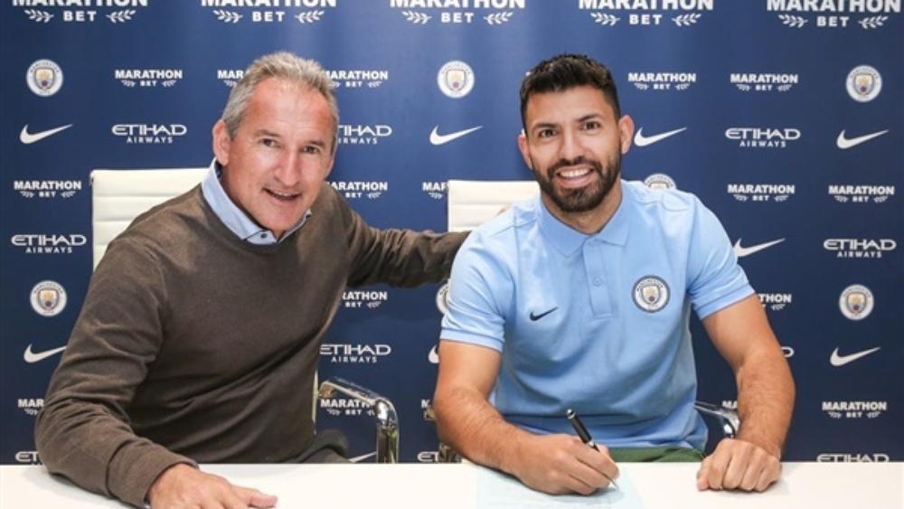 رسمياً | أجويرو يُمدد عقده مع السيتي حتى 2021