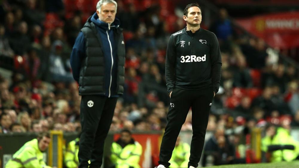 مفاجأة | لامبارد يُقصي مورينيو واليونايتد من كأس الرابطة