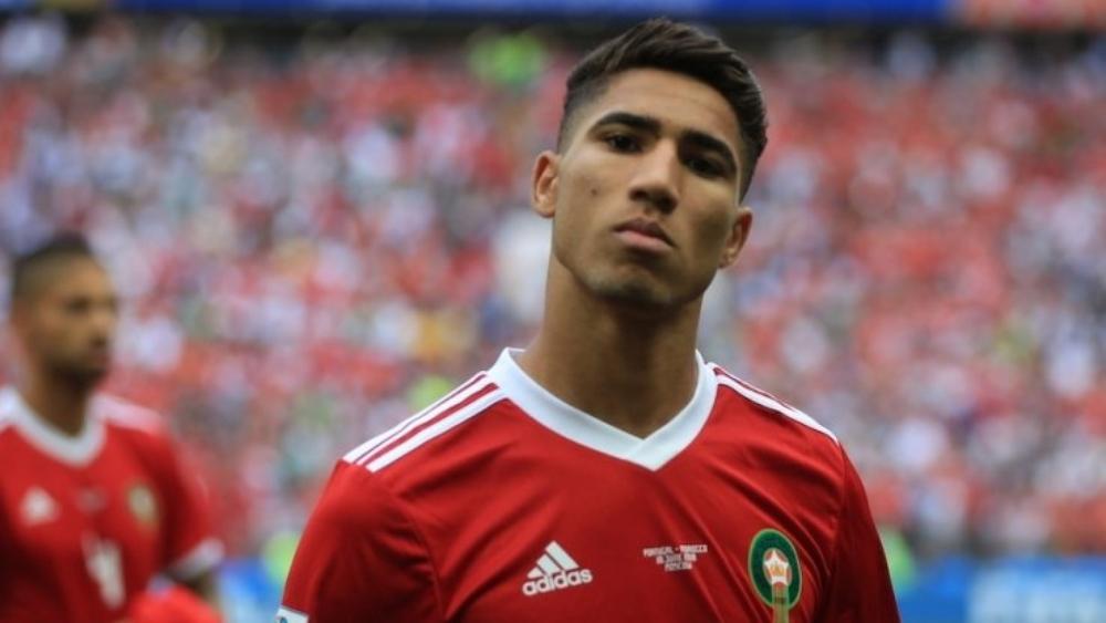 حكيمي يُنافس على جائزة "الفتى الذهبي"