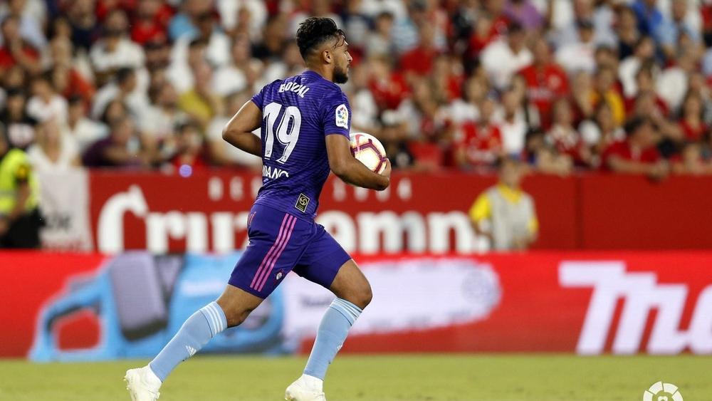 بوفال يُداعِبُ "العالمية" بهدف "خُرافي" .. ويحْشِدُ التَّعاطف لتمتِيعِه بالرَّسمية