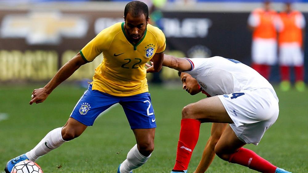 بعد عامين من الغياب، لوكاس مورا يعود للسامبا