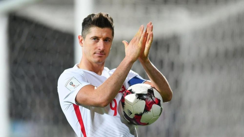 مئوية ليفاندوفسكي دون مبارزة مع رونالدو