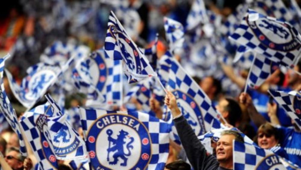 تشيلسي يرسل العنصريين من جماهيره لمعسكرات النازية