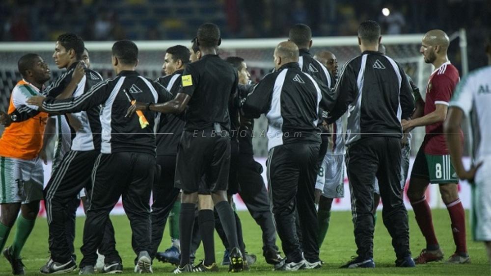 منتخب جزر القمر يرفع شكوى لـ"الكاف" ضد حكم مواجهة "الأسود"