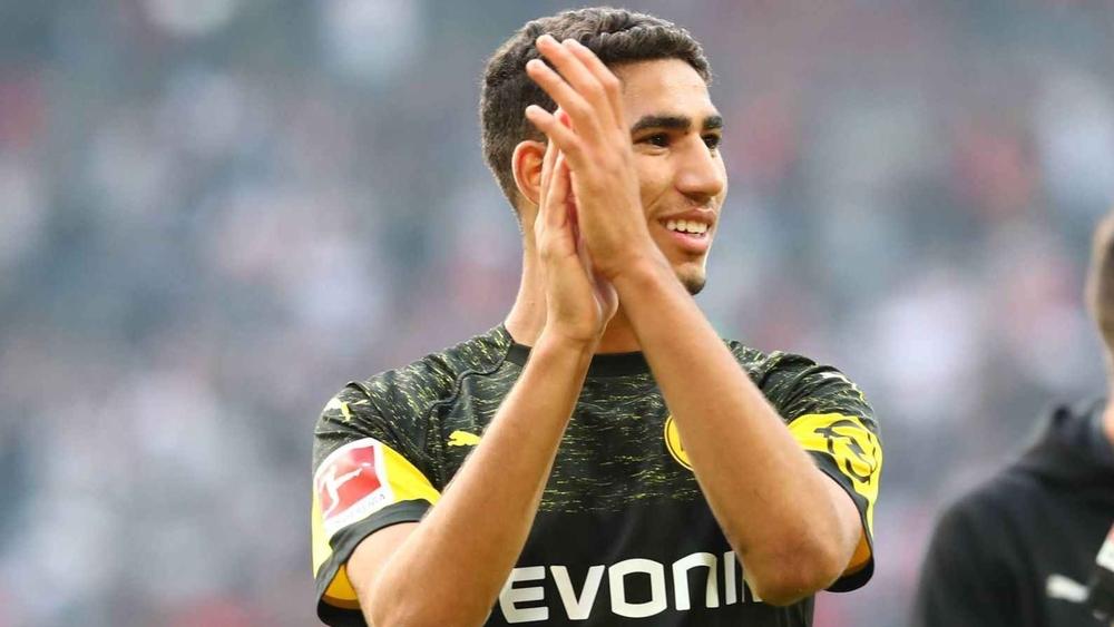 حكيمي سيواصل الظهور كأساسي مع دورتموند