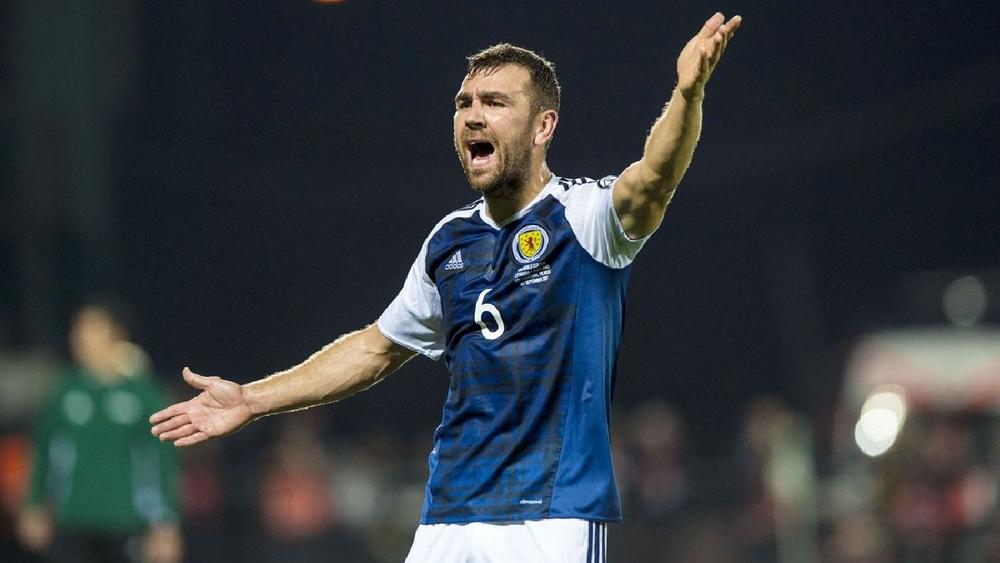 رسميا: لاعب منتخب اسكتلندا يعتزل دوليا للتركيز مع كريستال بالاس