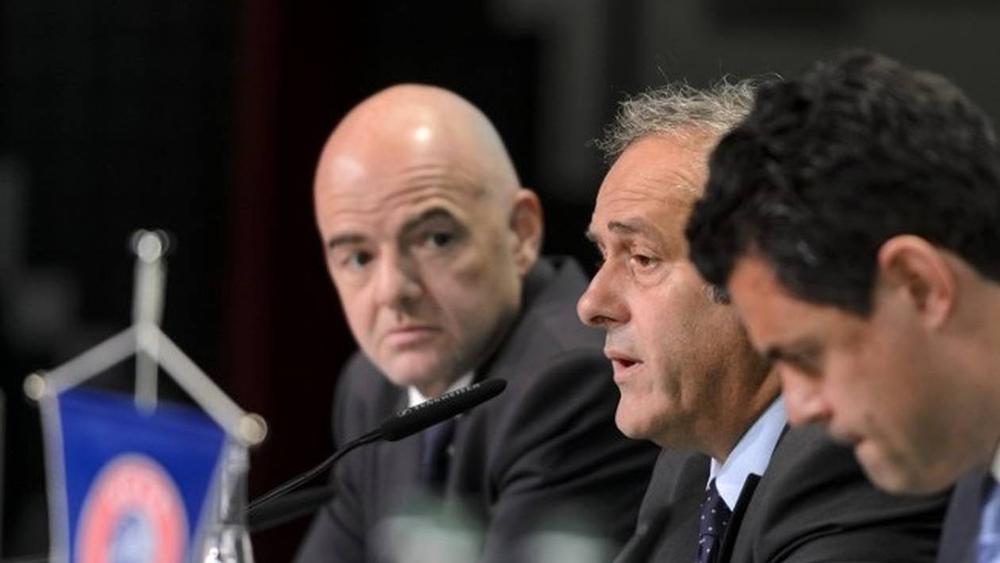 "فوتبول ليكس" تحضر لكشف حقائق مثيرة: تعاطي نجم عالمي للمنشطات، والتهرب الضريبي لبعض الأندية