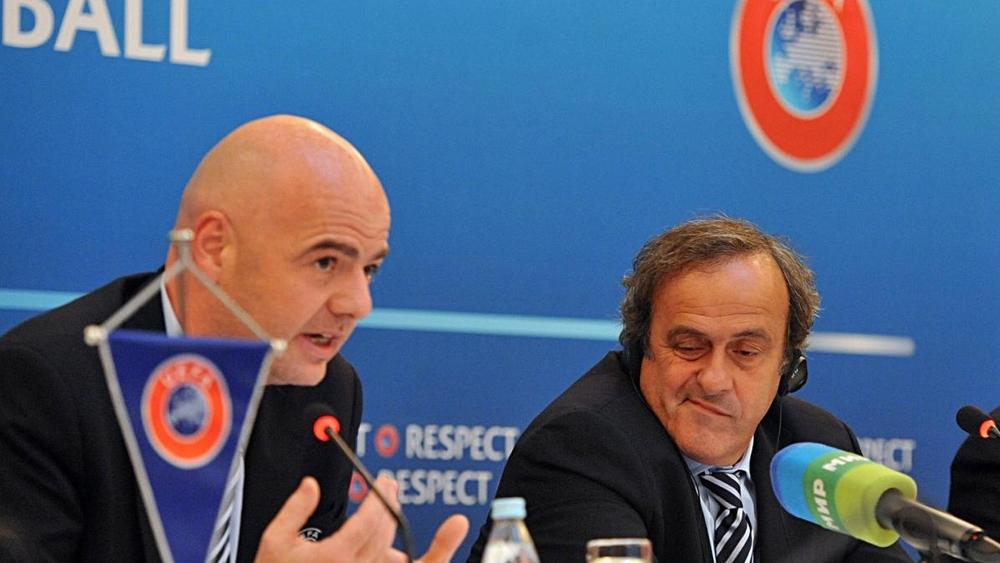 الـ"فيفا" والرئيس إنفانتينو يردان على تسريبات "فوتبول ليكس"