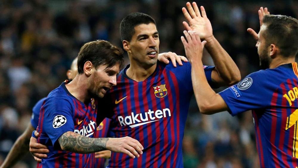 "إل بيستوليرو" سواريز على الموعد في غياب ميسي