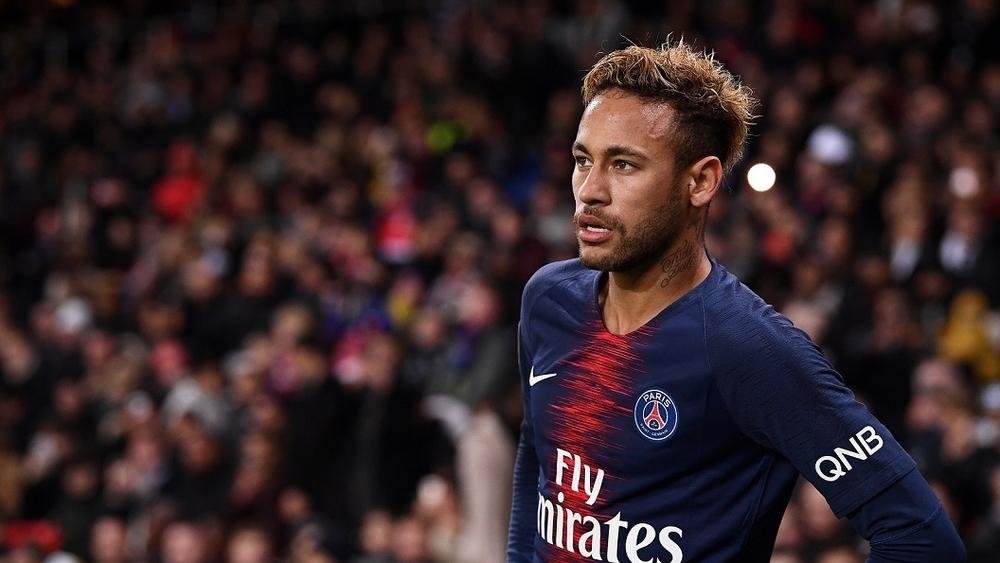 نيمار عليه الاتصال ببرشلونة... وتأكيد رغبته في العودة