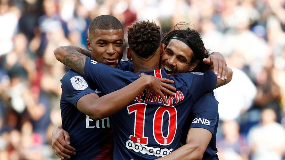 سان جرمان المثخن بإصابتي نيمار ومبابي يلاقي تولوز