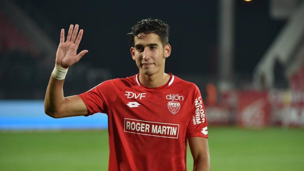 أكرد يلفت الأنظار ويُثبِّتُ أقدامه داخل ديجون