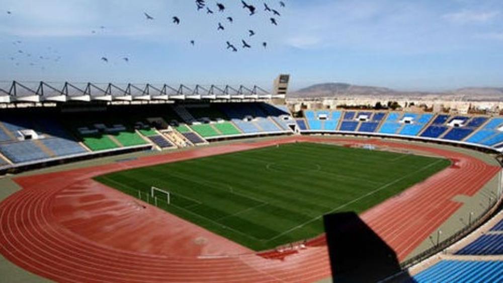 رئيس "الماص" يتدخل و الوزارة تقرر تأجيل إغلاق ملعب فاس إلى نهاية الموسم