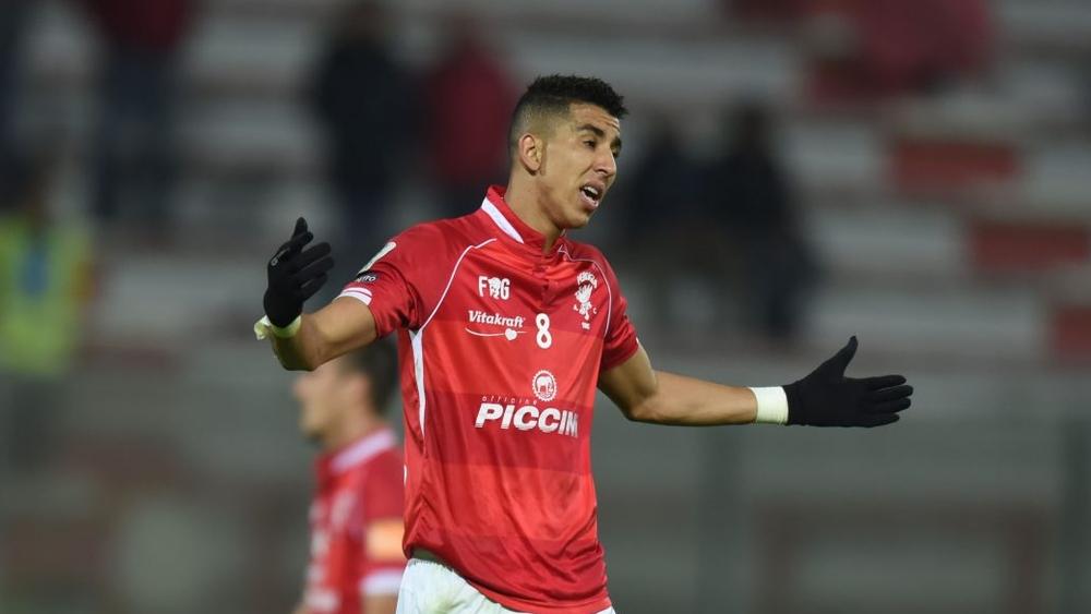 الياميق يتشرَّبُ خِبرة الكرة الإيطالية ببيروجيا .. ونيستا مؤمنٌ بمؤهلاته وإمكانياته