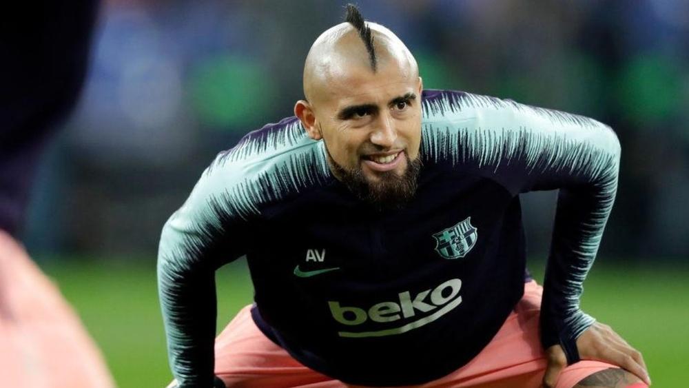 فيدال: "هذا ما شعرت به في مستودع ملابس برشلونة"