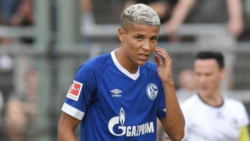 شالكه ينوي تسريح حاريت لإفساح المجال أمام الوافدين الجدد