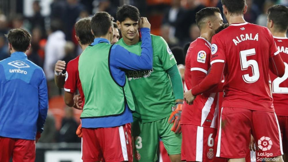 العملاق ياسين بونو يواصل تألقه في الليجا