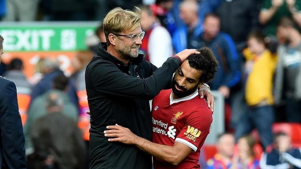 محمد صلاح يتجه إلى دبي عقب حفل "الكاف"