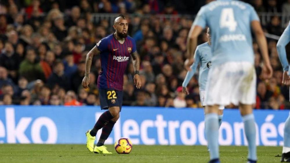 محكمة إيطالية تُقر بالحجز على ممتلكات آرتورو فيدال