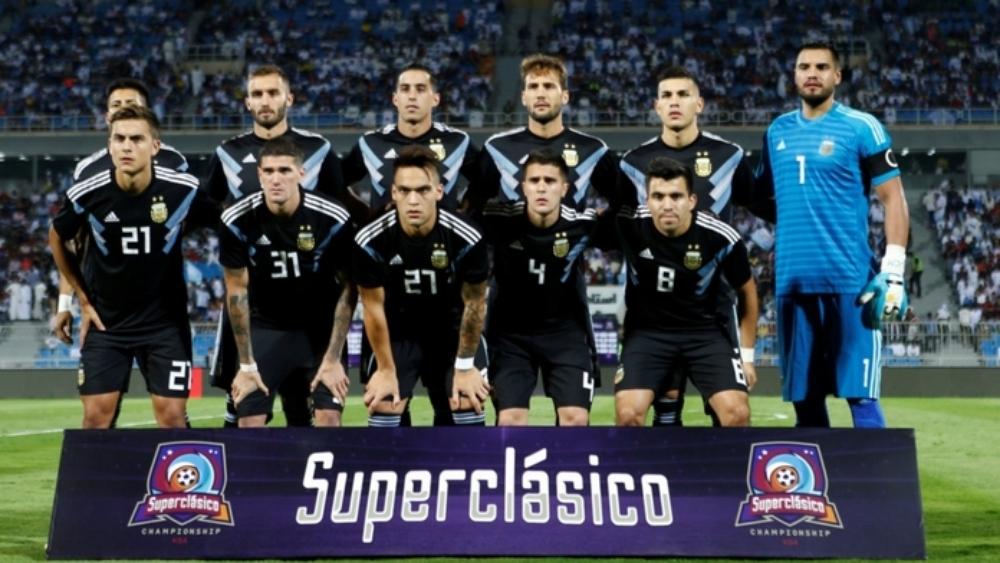 ميسي قد يعود للأرجنتين في وديتي شهر مارس