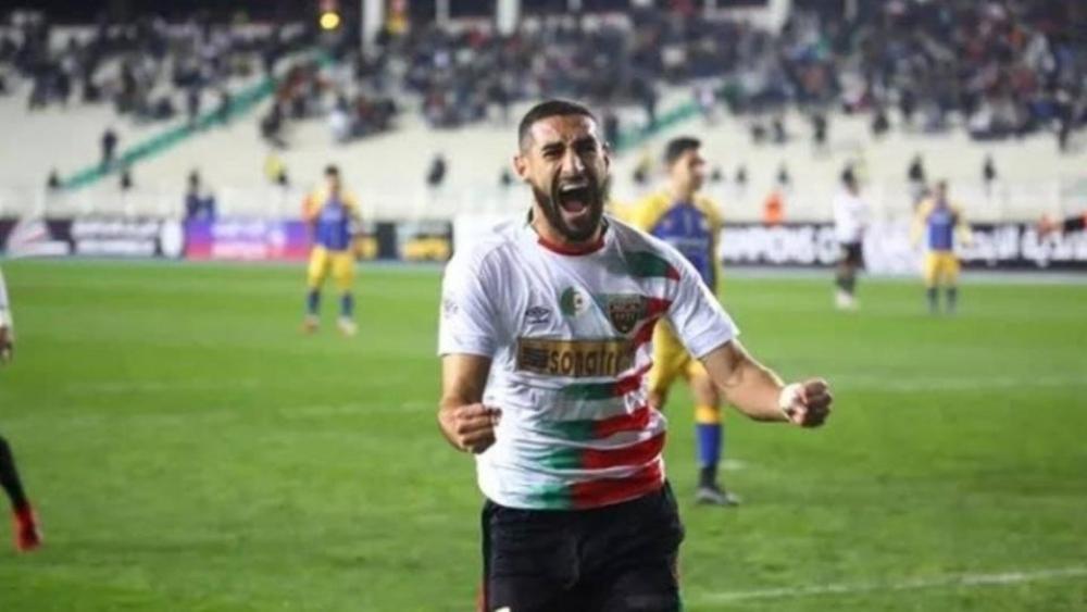 رسمياً | الوحدة السعودي يتعاقد مع نجم مولودية الجزائر