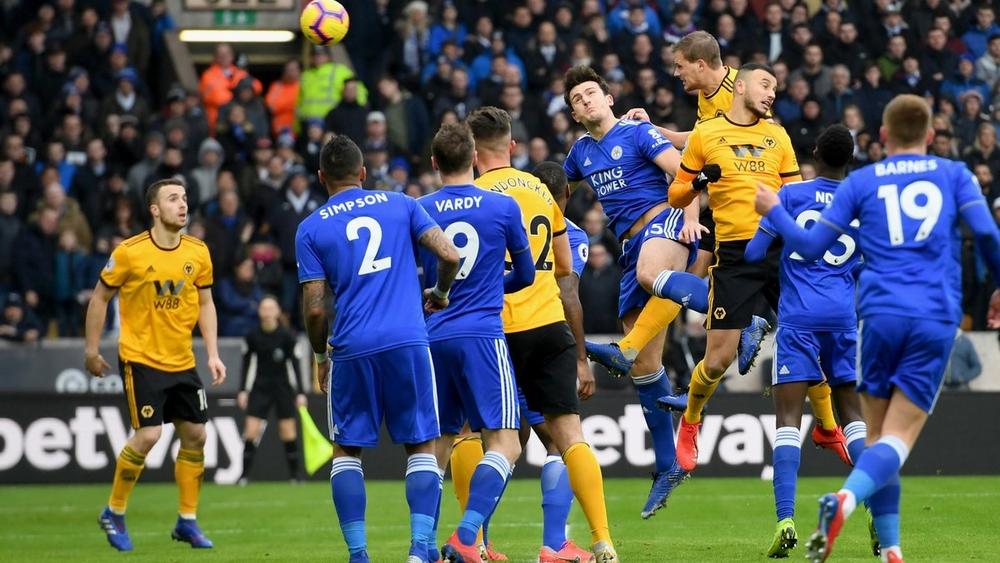 سايس "المدافع" أساسي في مباراة انتهت بإثارة كبيرة في الدوري الإنجليزي الممتاز