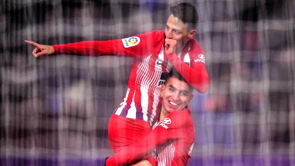 أتلتيكو يهزم هويسكا بثلاثية ويقلّص الفارق مع برشلونة مؤقتاً