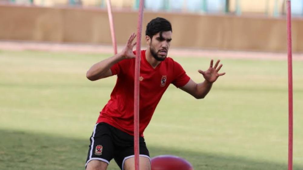 الأهلي يستعيد آزارو بعد أربعة أسابيع