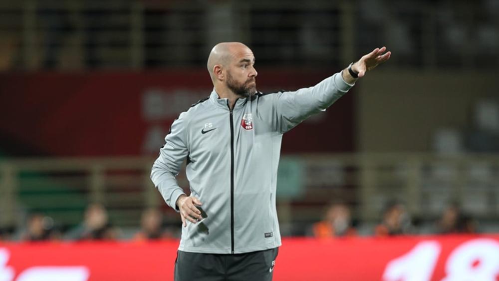 مدرب قطر: أنا الأسعد في العالم وتأهلنا ليس بمعجزة