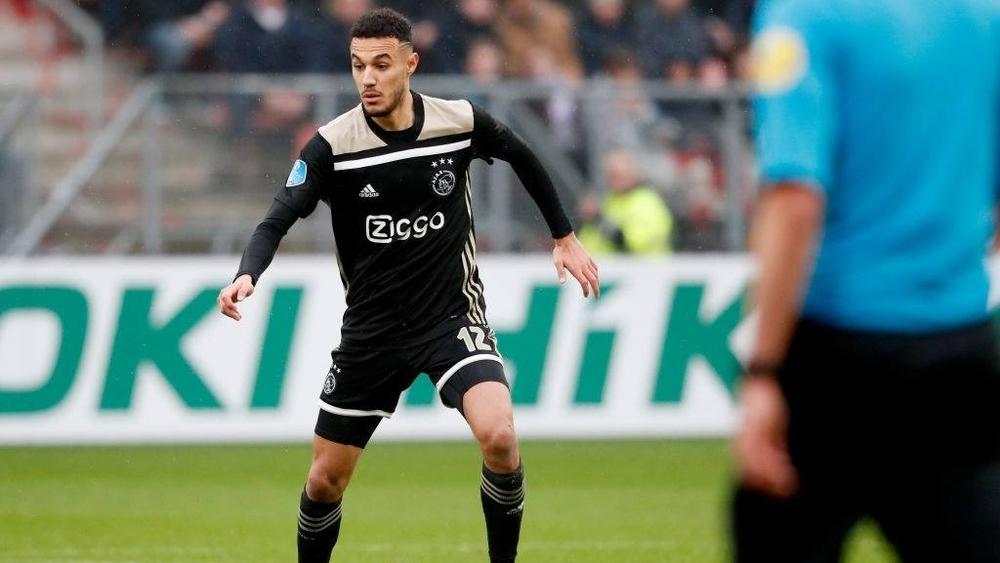 مدرب أياكس حائر بشأن مزراوي .. ووضعية غامضة للمغربي