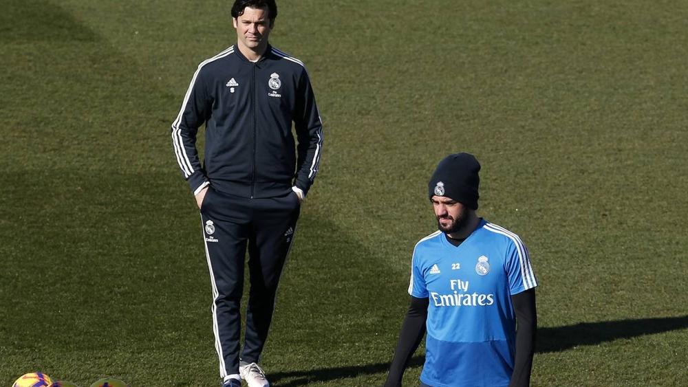 إيسكو يعود لقائمة ريال مدريد... سولاري يستدعي 21 لاعبا للكلاسيكو