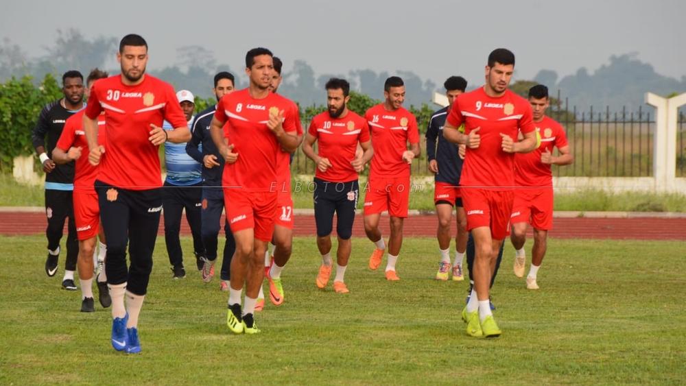 حصريا| حسنية أكادير في الكونغو .. استقبال جيد وإلغاء التداريب بملعب المباراة
