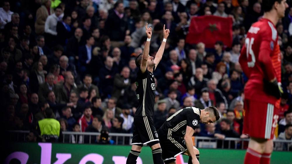 صورة زياش والعلم المغربي تنتشر على نطاق واسع