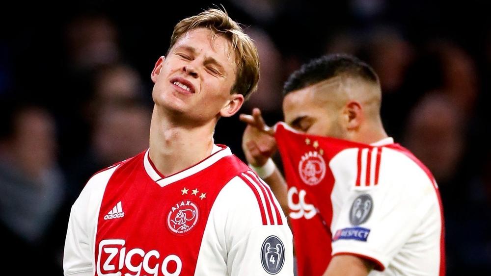 دي يونغ عن زياش: "إنه أحد أفضل لاعبينا وإصابته ضربة موجعة"