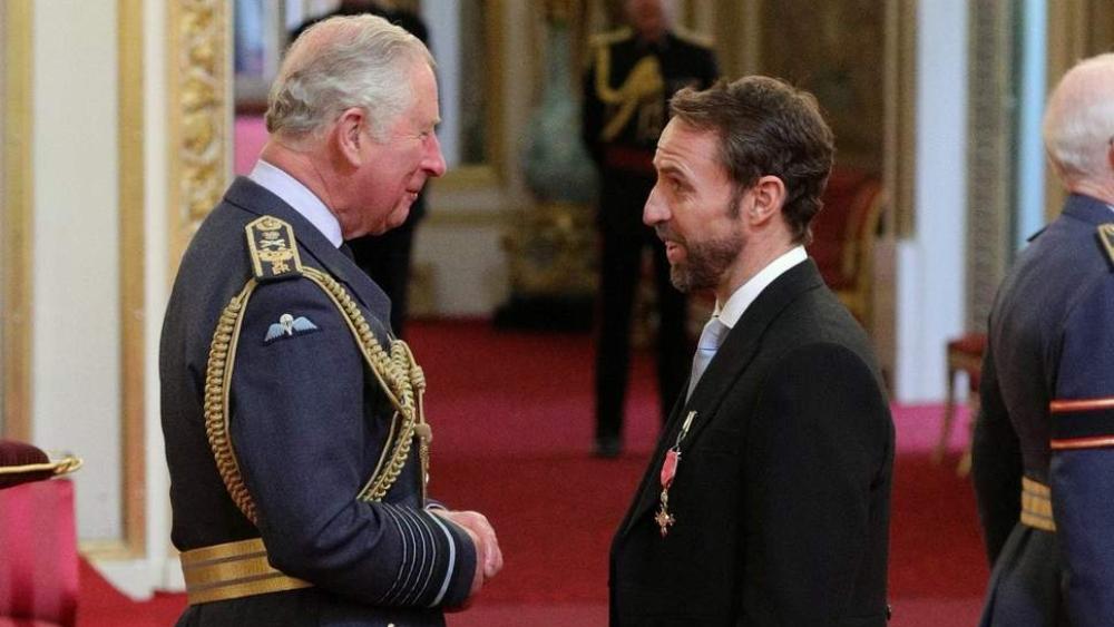 ساوثجيت ينال وسام الإمبراطورية البريطانية