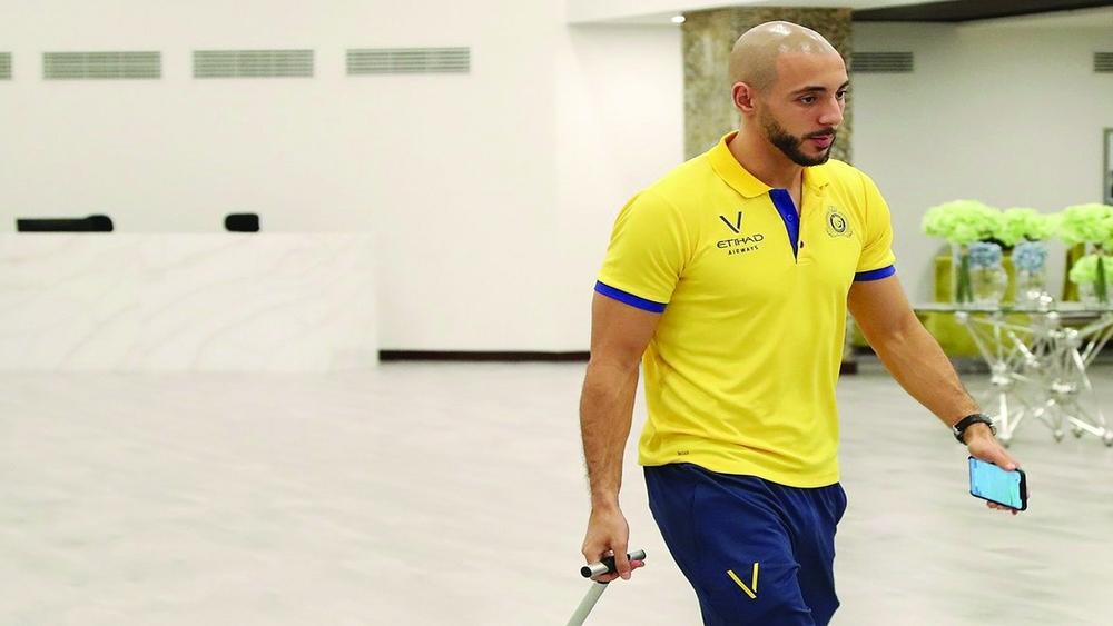 نور الدين أمرابط يطير إلى البرتغال لتحديد خطورة إصابته