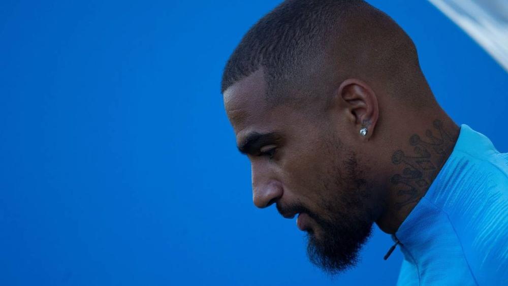 بواتينج يرد على مشجع سخر منه عبر "انستجرام"